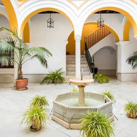 Magico Apartamento En Casa Palacio Del Siglo XVII Seville Exterior photo