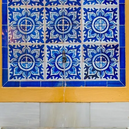 Magico Apartamento En Casa Palacio Del Siglo XVII Seville Exterior photo
